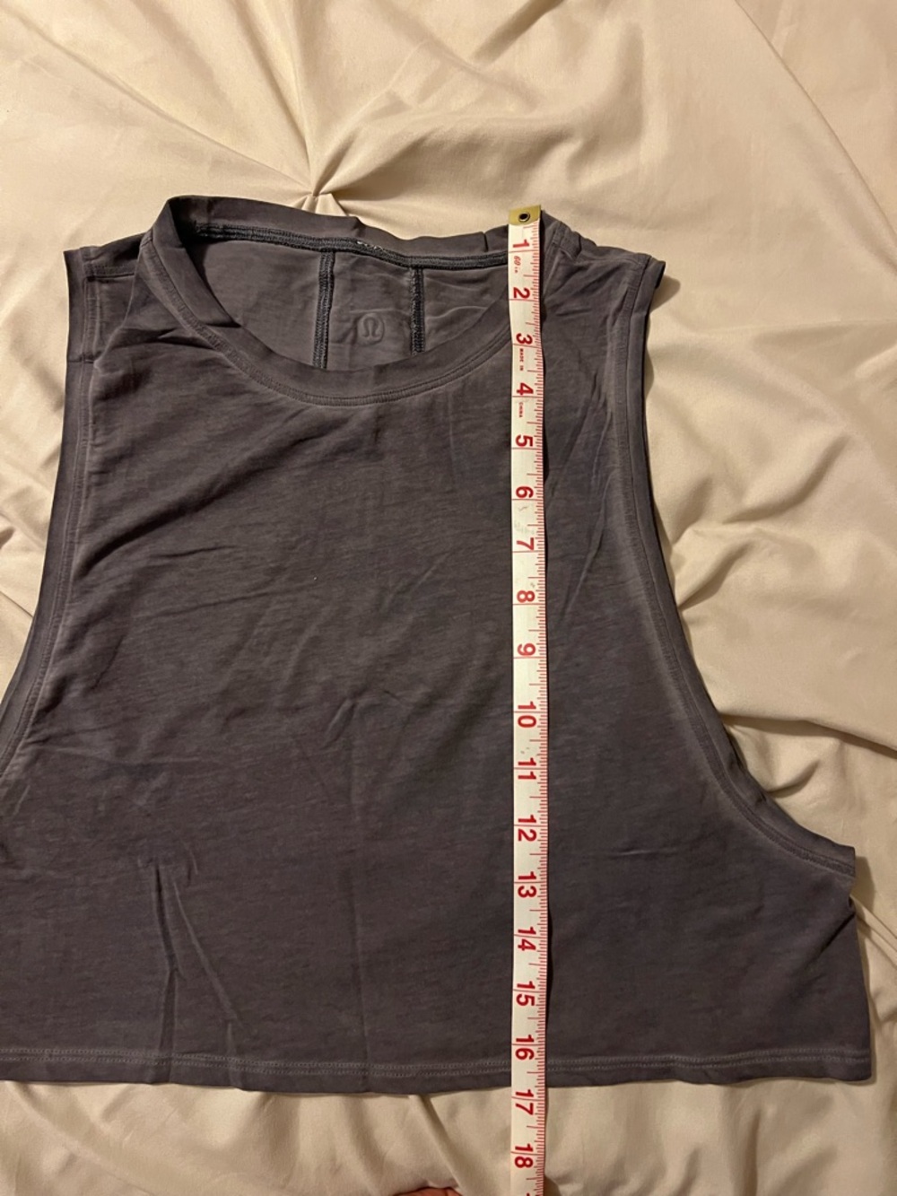 Lululemon muscle tank - Picture 3 of 6